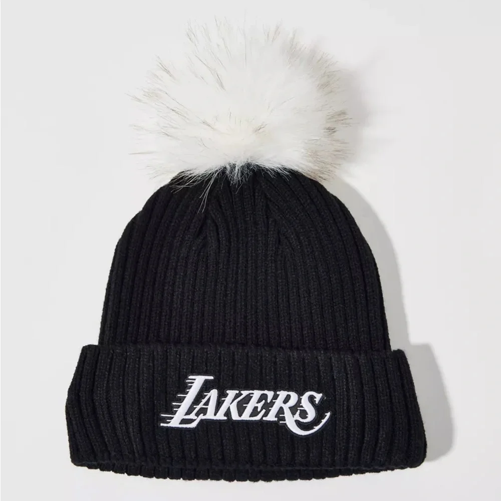 NWT LA Lakers Beanie